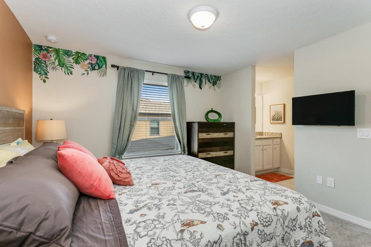 8 Bedroom, 6 Bathroom Upscale Villa Near All The Fun In Kissimmee Exteriör bild
