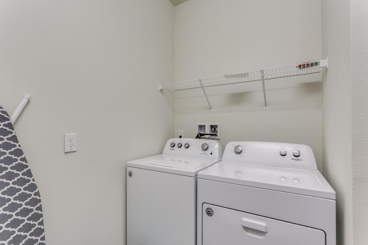 8 Bedroom, 6 Bathroom Upscale Villa Near All The Fun In Kissimmee Exteriör bild