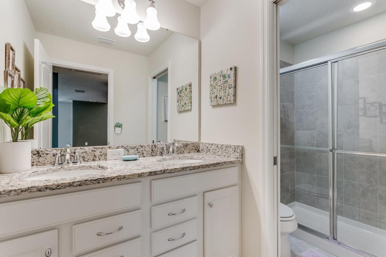 8 Bedroom, 6 Bathroom Upscale Villa Near All The Fun In Kissimmee Exteriör bild