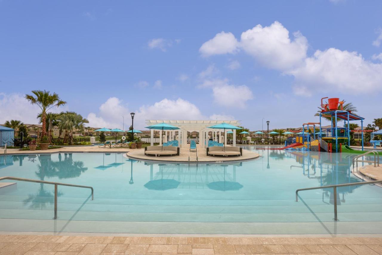 8 Bedroom, 6 Bathroom Upscale Villa Near All The Fun In Kissimmee Exteriör bild